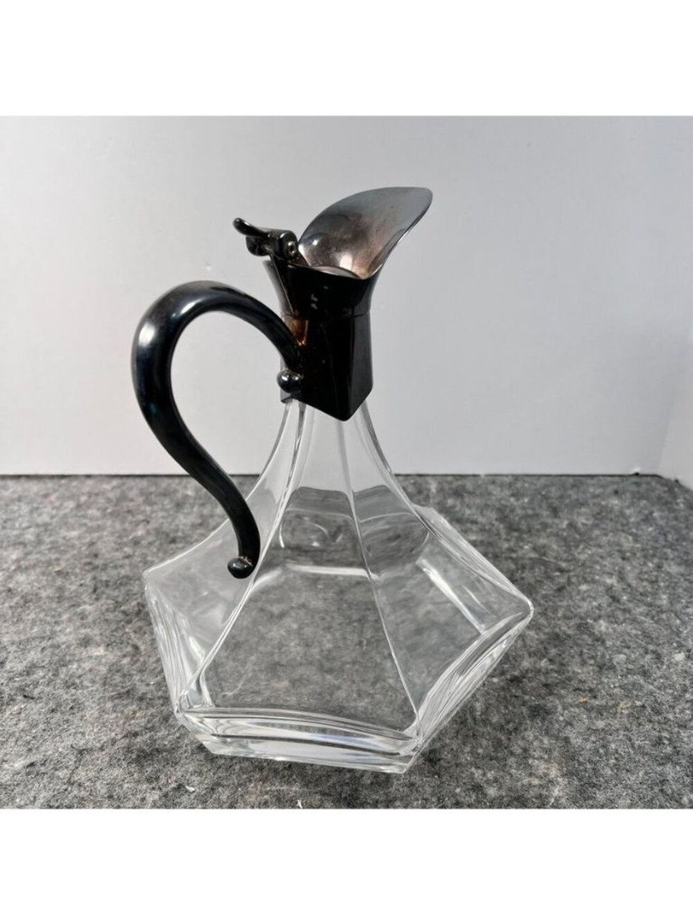 VTG RCR Royal Crystal Rock Hexagonal Decanter Patina Silver Handle & Spout - Picture 5 of 16
